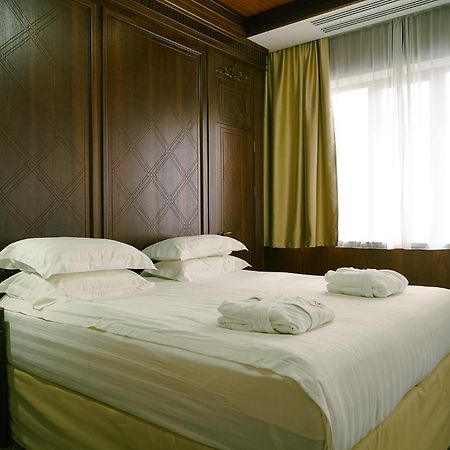 City Hotel Bishkek Ngoại thất bức ảnh