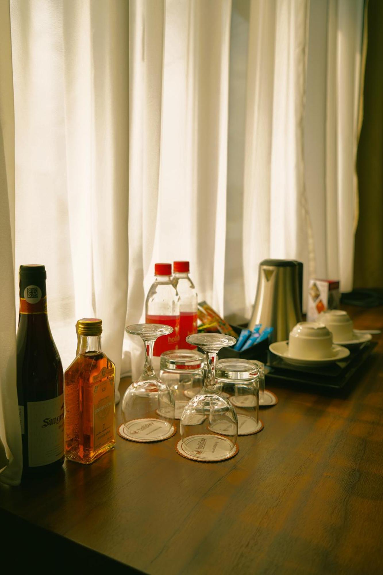 City Hotel Bishkek Ngoại thất bức ảnh