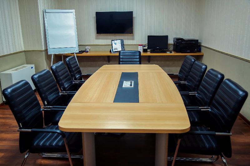 City Hotel Bishkek Ngoại thất bức ảnh