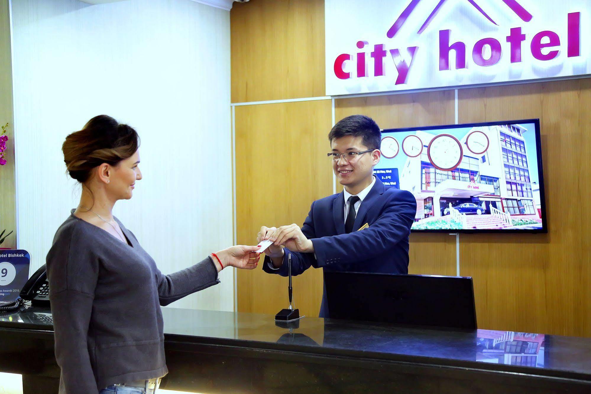 City Hotel Bishkek Ngoại thất bức ảnh